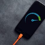 fast charging mobile فاسٹ چارجنگ کیا بیٹری کو نقصان پہنچاتی ہے؟