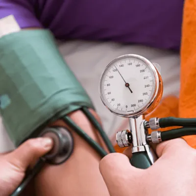 5 Symptoms Of High Blood Pressure (Hypertension)